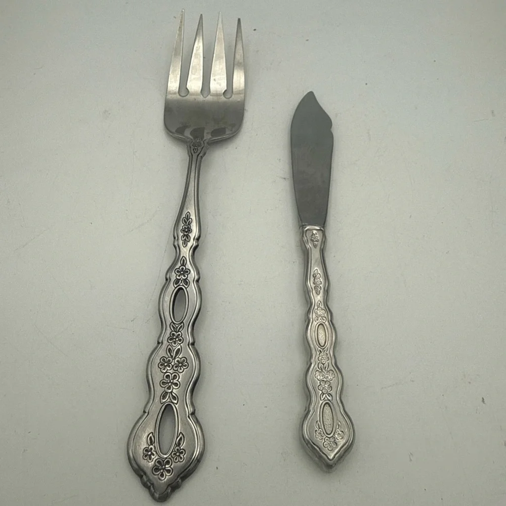 Oneida Community FANTASY Serving Fork & Butter Knife pierced Burnished Stainless